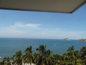 Karey Penthouse No1